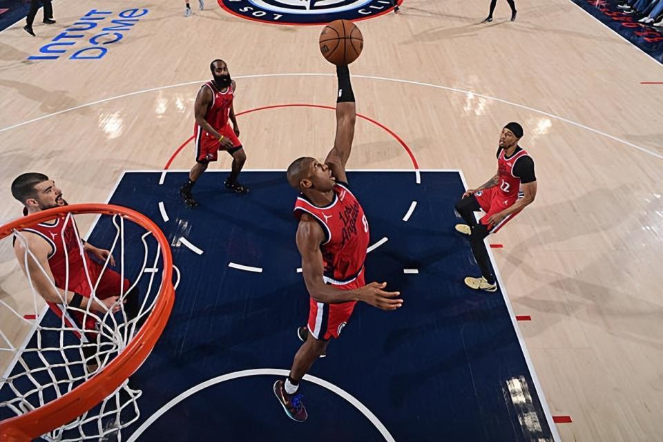 电竞赛事-防死了东契奇！快船后场大闸对于球队的重要性绝对是有目共睹的？